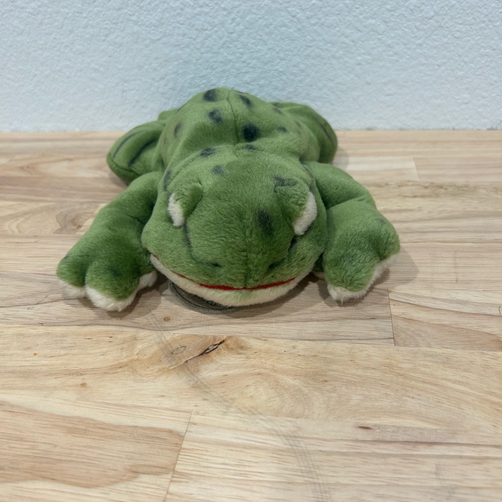 Yomiko Classic Bullfrog Green Beanie Green Frog Plush Russ 12” - Picture 2 of 6